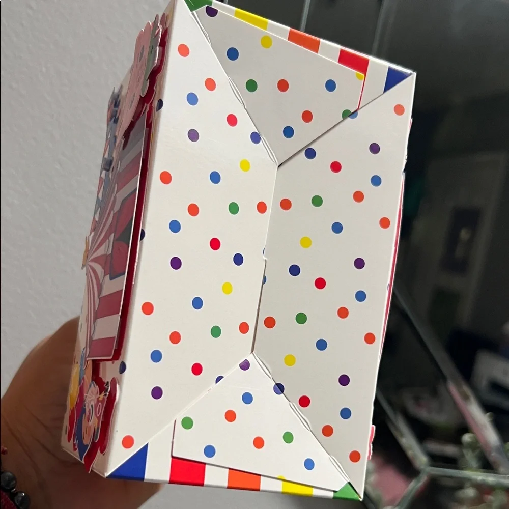 PLIM PLIM 🎪Hand Crafted Circus Party Favor Box - Multicolor